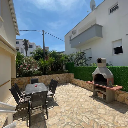 Borex Apartment *
