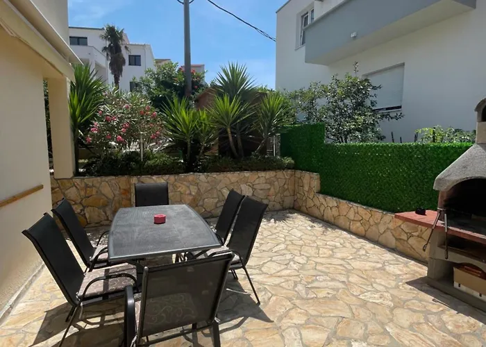 Borex Apartment *